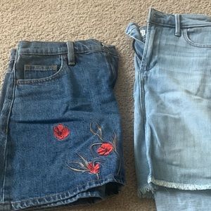 Aritzia Jean flower skirt
